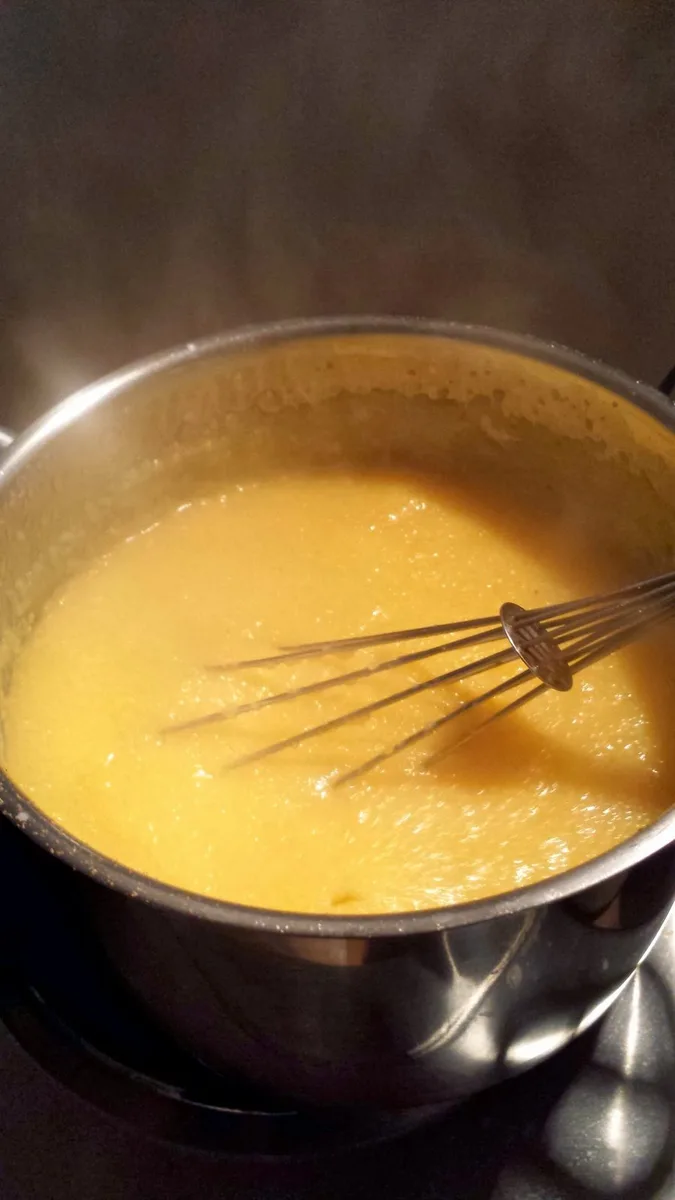 Polenta köchelt